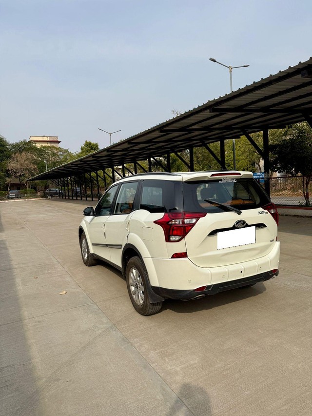 Second-hand 2021 Mahindra XUV500 W9 for sale in Jaipur-9