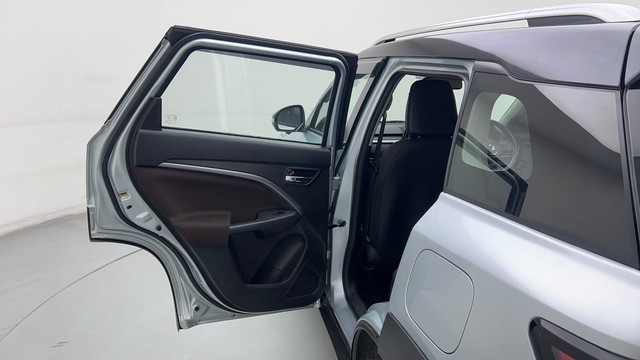 Second-hand 2023 Maruti Suzuki Vitara Brezza ZXI Plus Dual Tone for sale in Gurgaon-29