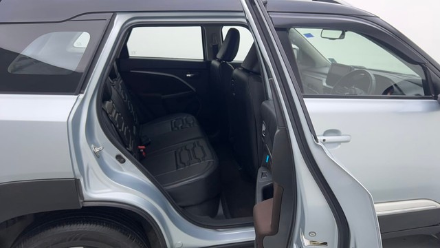 Second-hand 2023 Maruti Suzuki Vitara Brezza ZXI Plus Dual Tone for sale in Gurgaon-28