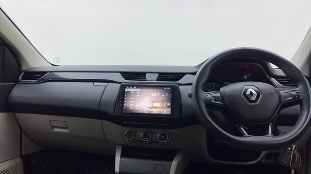 Second-hand 2023 Renault Triber RXT for sale in New Delhi-11