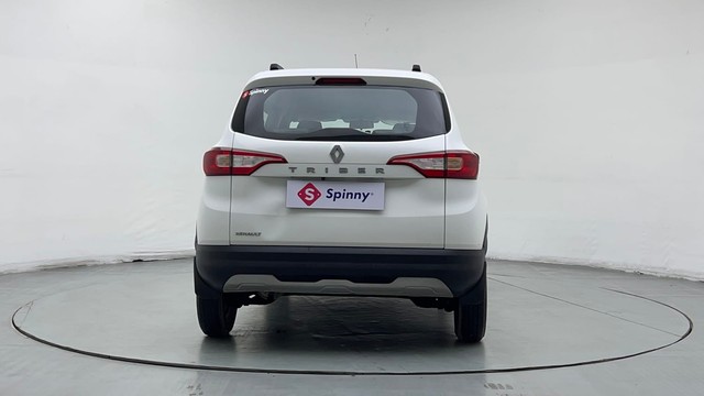 Second-hand 2023 Renault Triber RXT for sale in New Delhi-4