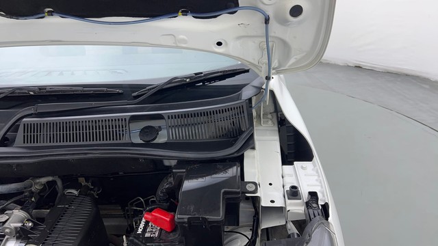 Second-hand 2023 Renault Triber RXT for sale in New Delhi-37