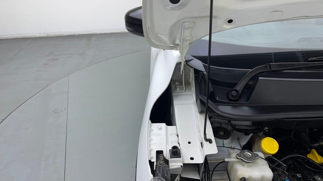 Second-hand 2023 Renault Triber RXT for sale in New Delhi-25