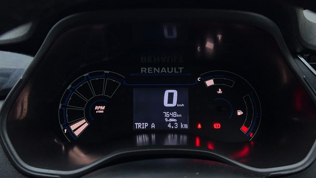 Second-hand 2023 Renault Triber RXT for sale in New Delhi-13