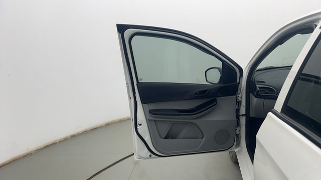 Second-hand 2020 Tata Tiago 1.2 Revotron XT for sale in Kolkata-37