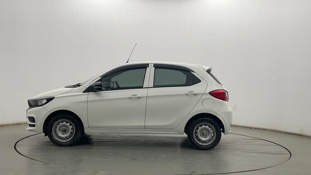 Second-hand 2020 Tata Tiago 1.2 Revotron XT for sale in Kolkata-6