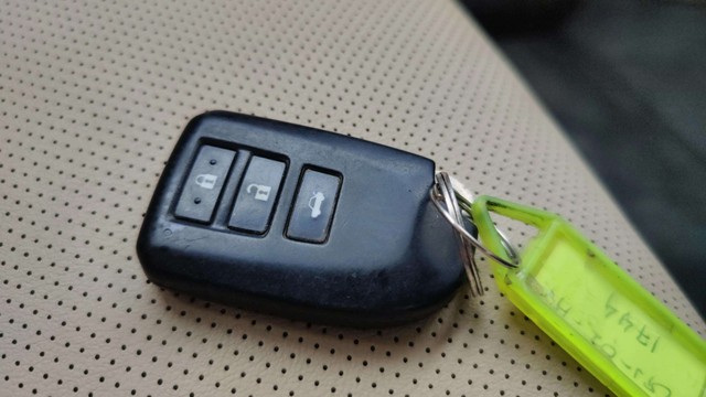 Second-hand 2018 Toyota Yaris VX CVT for sale in Ahmedabad-20