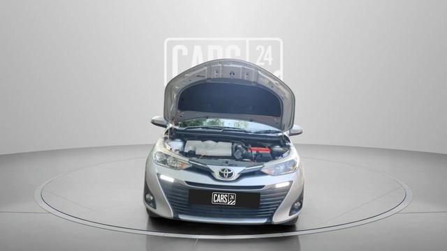 Second-hand 2018 Toyota Yaris VX CVT for sale in Ahmedabad-8