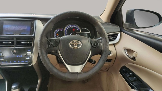 Second-hand 2018 Toyota Yaris VX CVT for sale in Ahmedabad-11