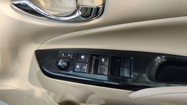 Second-hand 2018 Toyota Yaris VX CVT for sale in Ahmedabad-16