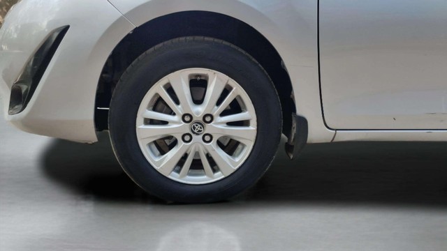 Second-hand 2018 Toyota Yaris VX CVT for sale in Ahmedabad-24