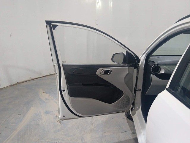 Second-hand 2022 Hyundai Grand i10 1.2 Kappa Sportz BSIV for sale in Kochi-31