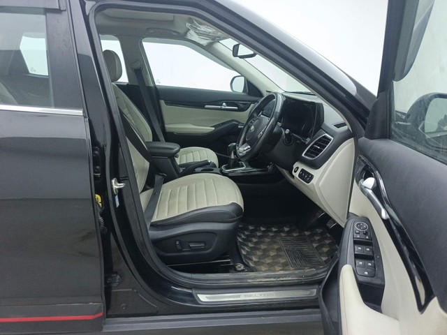 Second-hand 2019 Kia Seltos GTX Plus for sale in Visakhapatnam-15