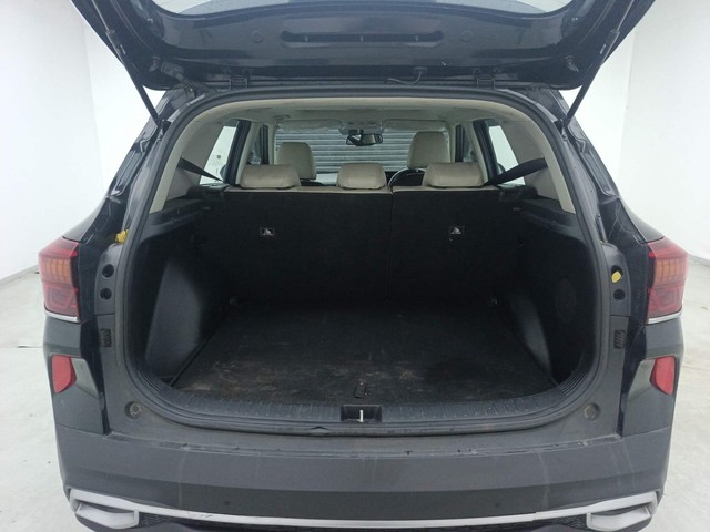 Second-hand 2019 Kia Seltos GTX Plus for sale in Visakhapatnam-9