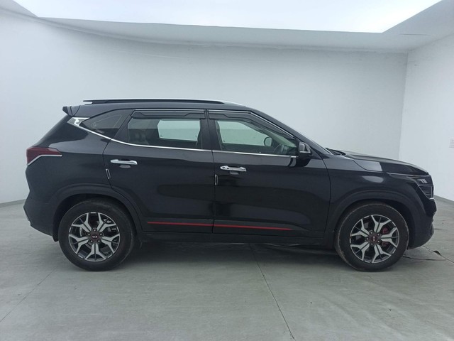 Second-hand 2019 Kia Seltos GTX Plus for sale in Visakhapatnam-2