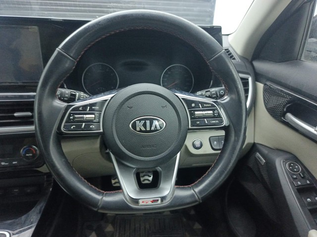 Second-hand 2019 Kia Seltos GTX Plus for sale in Visakhapatnam-32