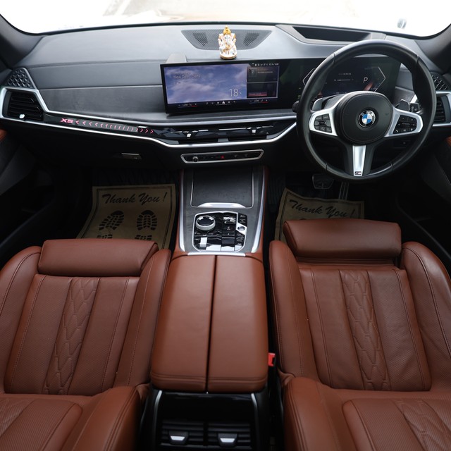 Second-hand 2024 BMW X5 xDrive40i M Sport for sale in New Delhi-4