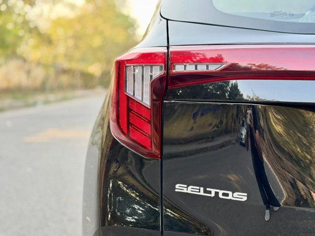 Second-hand 2024 Kia Seltos HTK for sale in New Delhi-7