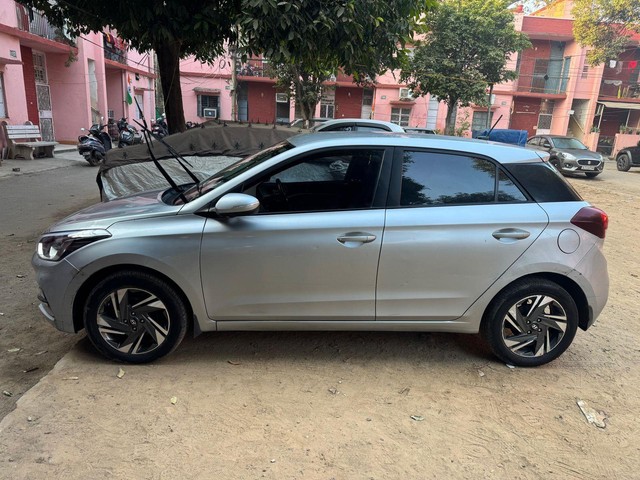 Second-hand 2019 Hyundai i20 Sportz Plus BSIV for sale in New Delhi-4