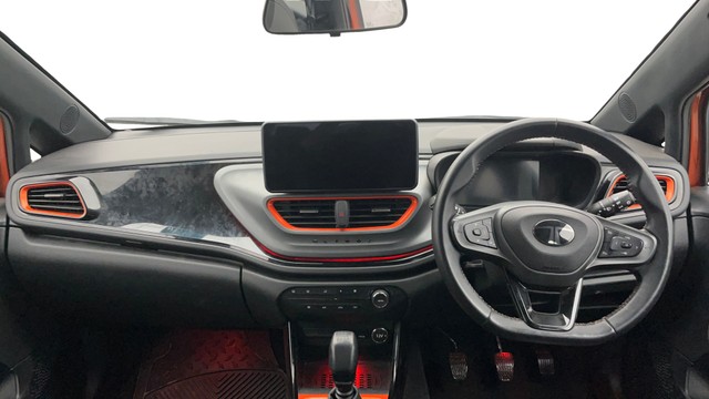 Second-hand 2024 Tata Altroz Racer R3 for sale in Noida-10