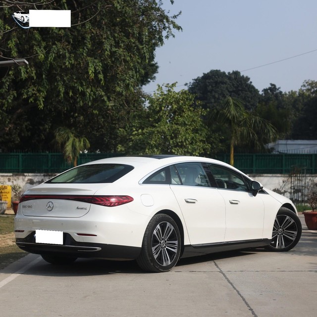 Second-hand 2022 Mercedes-Benz EQS 580 4Matic for sale in New Delhi-5