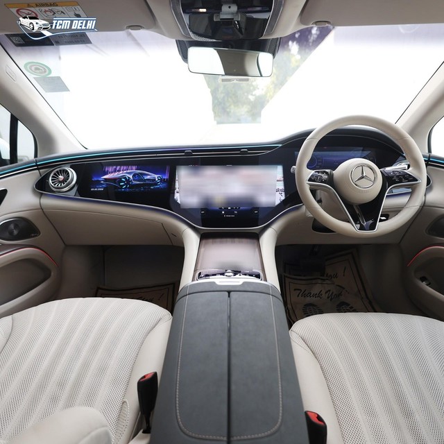 Second-hand 2022 Mercedes-Benz EQS 580 4Matic for sale in New Delhi-4