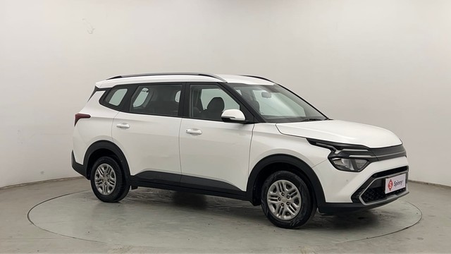 Second-hand 2022 Kia Carens Prestige Plus Diesel for sale in Chandigarh-1