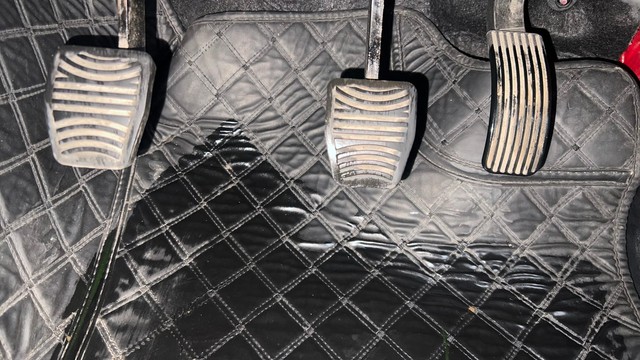 Second-hand 2022 Mahindra Thar LX Hard Top Diesel for sale in Chandigarh-14