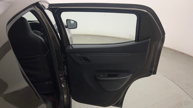 Second-hand 2021 Renault KWID 1.0 RXT AMT Opt for sale in Chandigarh-25