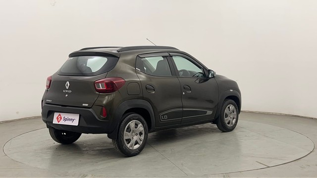 Second-hand 2021 Renault KWID 1.0 RXT AMT Opt for sale in Chandigarh-3