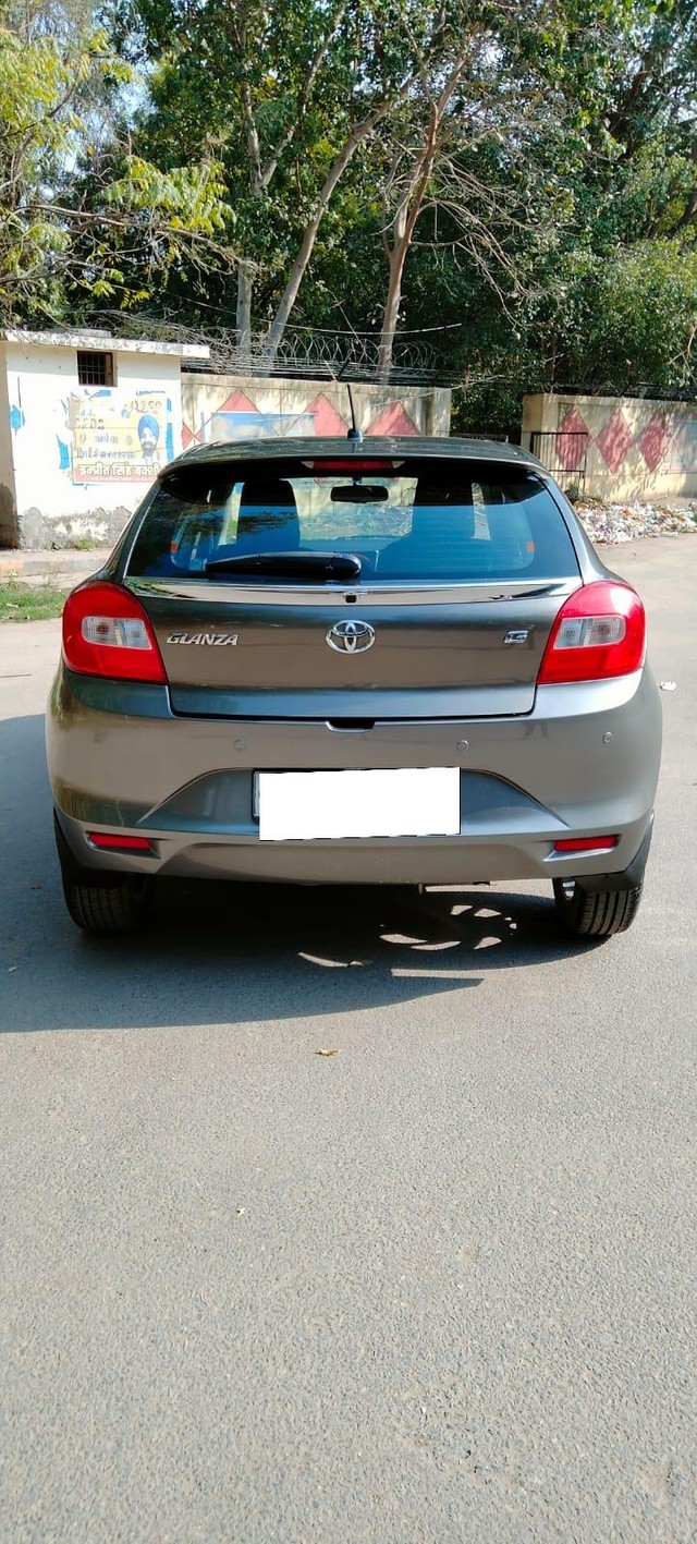 Second-hand 2019 Toyota Glanza G CVT for sale in New Delhi-2