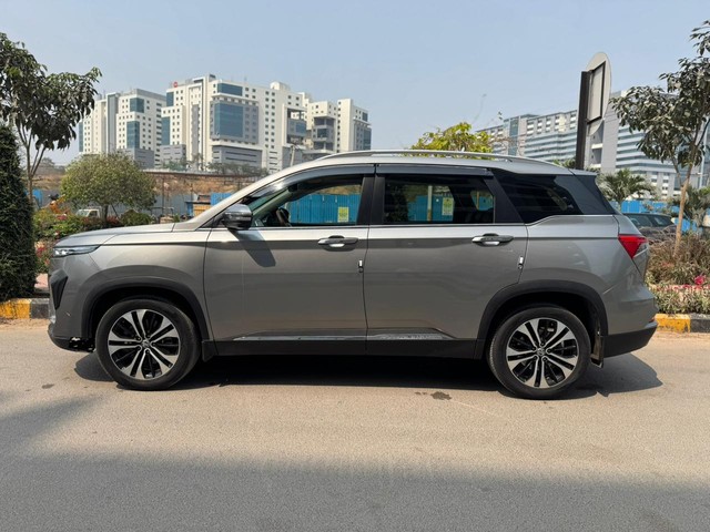 Second-hand 2022 MG Hector Plus Select Diesel MT 7 STR for sale in Hyderabad-4
