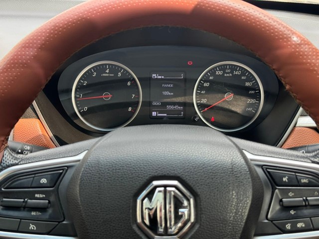 Second-hand 2022 MG Hector Plus Select Diesel MT 7 STR for sale in Hyderabad-9