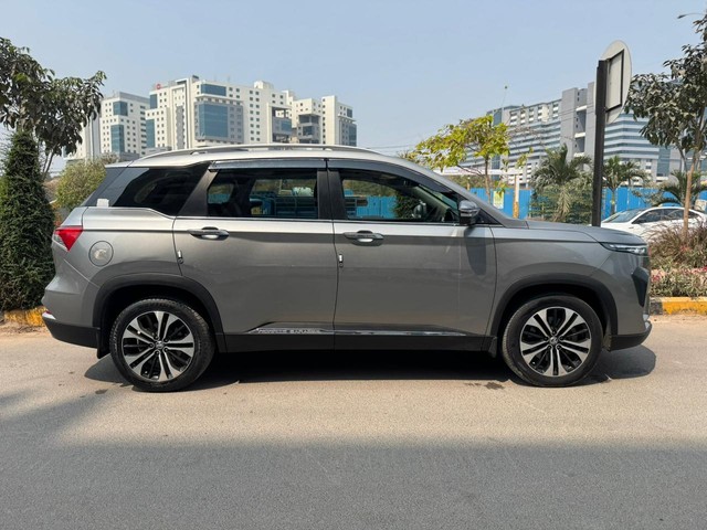 Second-hand 2022 MG Hector Plus Select Diesel MT 7 STR for sale in Hyderabad-1