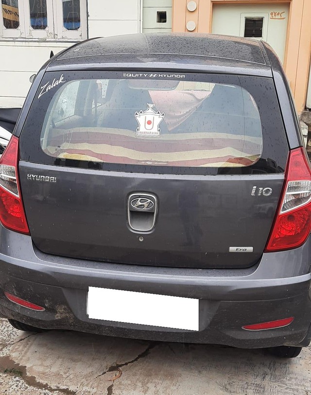 Second-hand 2011 Hyundai i10 Era for sale in Rajkot-1