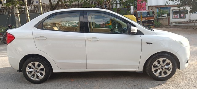 Second-hand 2018 Ford Aspire 1.2 Ti-VCT Titanium for sale in Bangalore-2