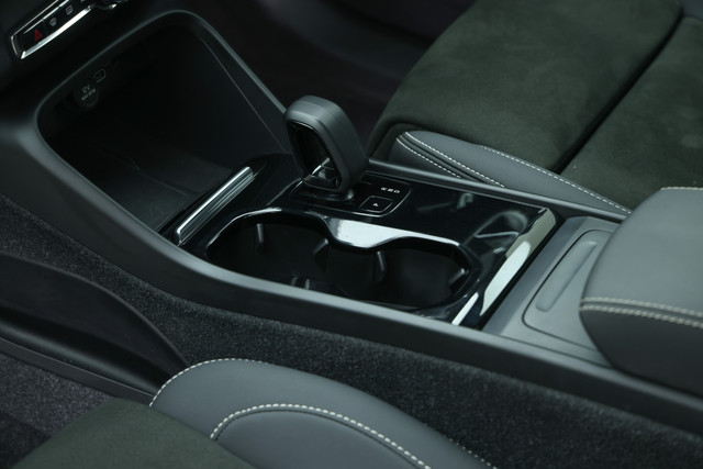 Second-hand 2024 Volvo EC40 E80 for sale in Gurgaon-12