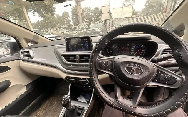 Tata Altroz XZ BSVI Second-hand 2022 Tata Altroz XZ BSVI for sale in Lucknow-5