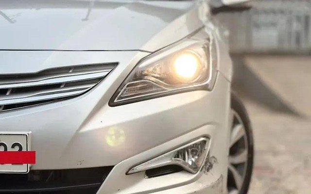 Second-hand 2016 Hyundai Verna 1.6 CRDi SX for sale in Lucknow-4