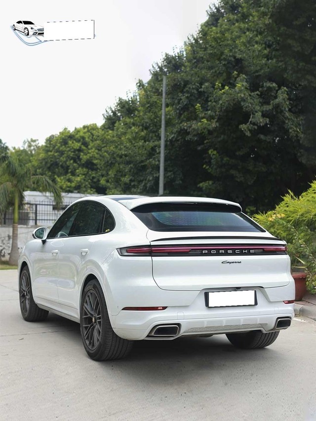 Second-hand 2023 Porsche Cayenne Coupe V6 BSVI for sale in New Delhi-4
