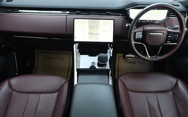 Second-hand 2024 Land Rover Range Rover Sport 3.0 Dynamic SE for sale in New Delhi-6