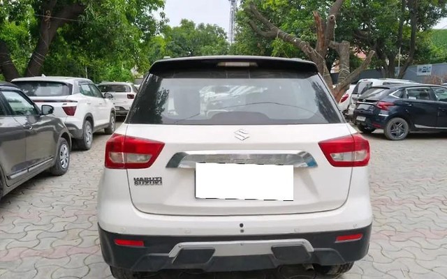 Maruti Suzuki Vitara Brezza VDi Second-hand 2017 Maruti Suzuki Vitara Brezza VDi for sale in Lucknow-2