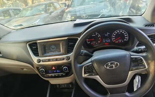Hyundai Verna VTVT 1.4 EX Second-hand 2019 Hyundai Verna VTVT 1.4 EX for sale in Lucknow-4