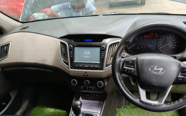 Second-hand 2016 Hyundai Creta 1.4 CRDi S for sale in Lucknow-5