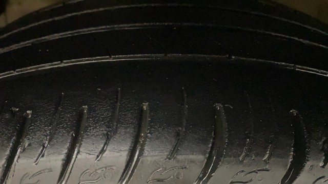 Second-hand 2021 Mahindra XUV300 W8 BSVI for sale in Bangalore-31