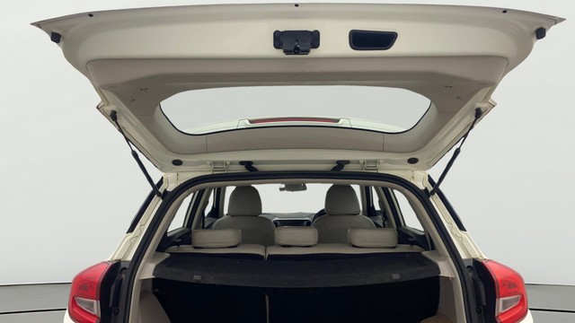 Second-hand 2021 Mahindra XUV300 W8 BSVI for sale in Bangalore-20