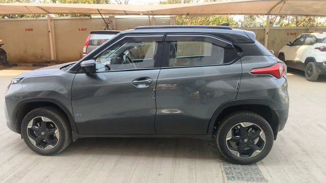 Tata Punch EV Empowered Plus S LR AC FC - Photo 4