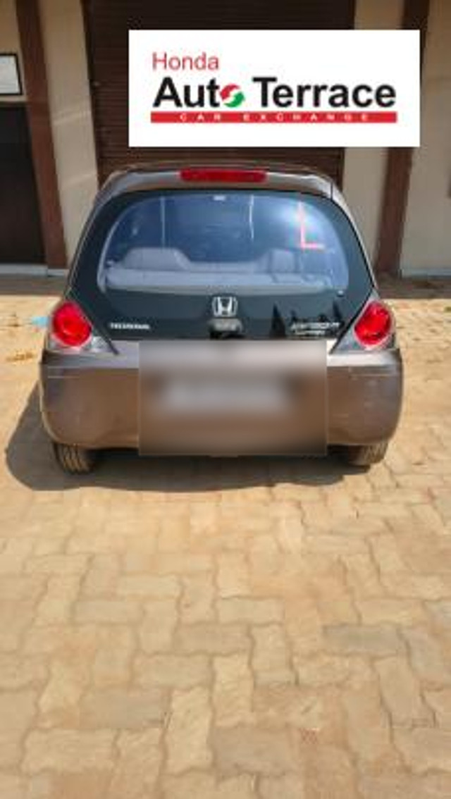 Second-hand 2012 Honda Brio S MT for sale in Bhubaneswar-5