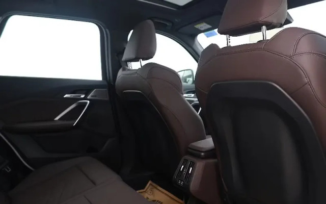 Second-hand 2024 BMW X1 sDrive18i M Sport for sale in New Delhi-5