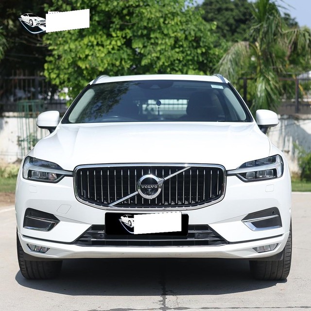 Second-hand 2020 Volvo XC60 Inscription D5 for sale in New Delhi-4